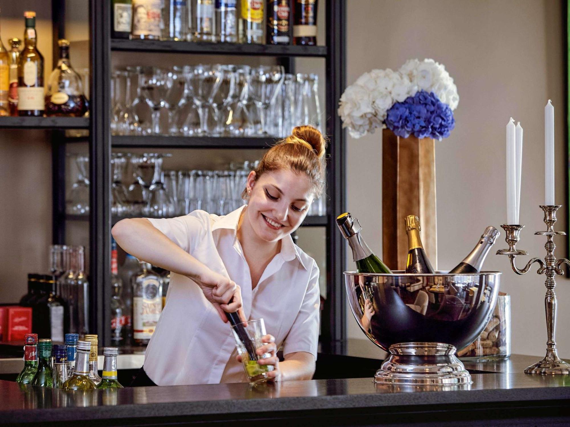 Mercure Paris Saint Cloud Hippodrome Exterior photo